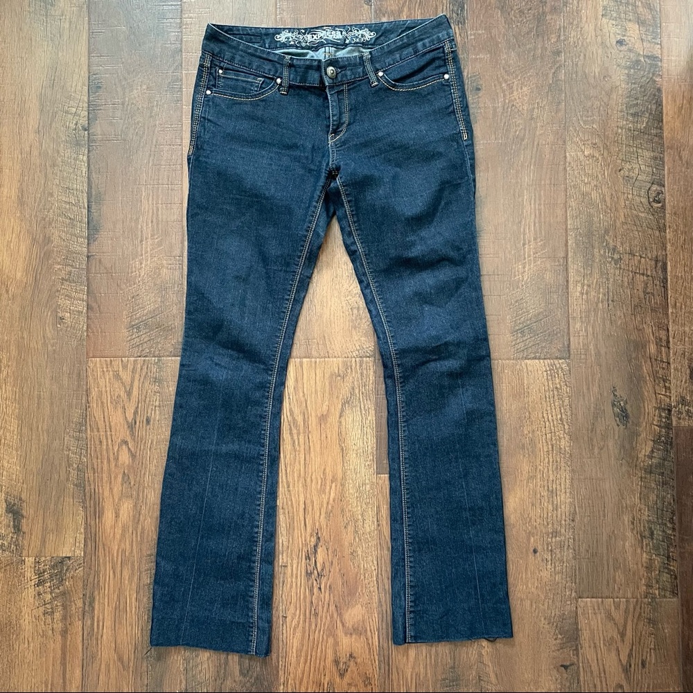 EXPRESS Jeans, Flare Stella, regular fit, low rise, size 4